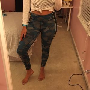 GapFit Leggings